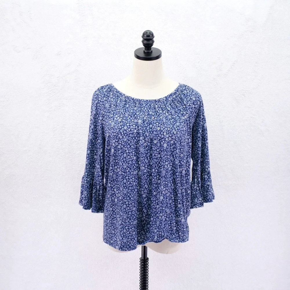 Michael Kors Blue Floral Round Neck Medium‎ 3/4 Flutter Sleeve Blouse